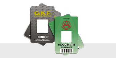Crachá personalizado para identificação de colaboradores